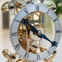 Scroll clock